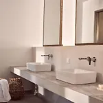 The Sall Complex A - Open Plan With Private Pool Appartement *